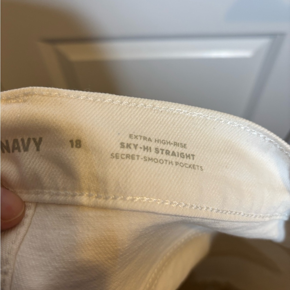 Old Navy Button Fly White Denim Shorts Size 18 NWT - Picture 5 of 10